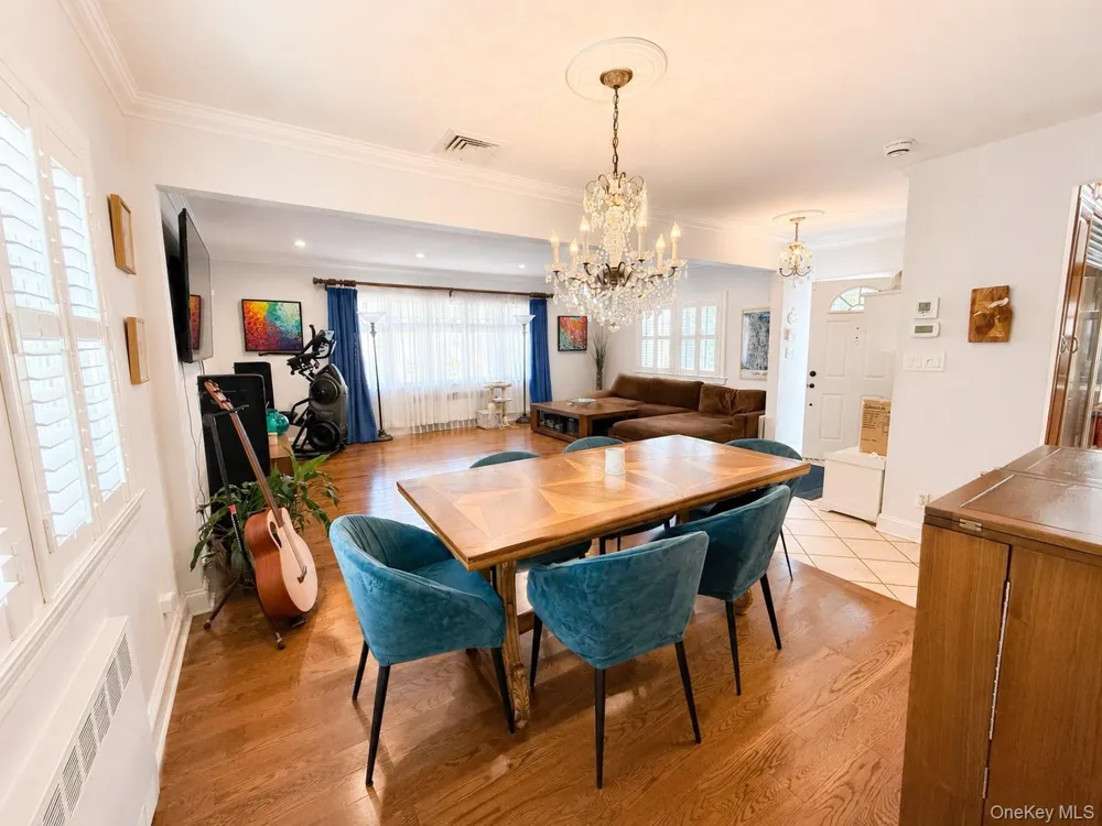 515 Beach 139th Street Belle Harbor, NY 11694