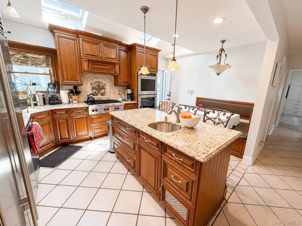 515 Beach 139th Street Belle Harbor, NY 11694