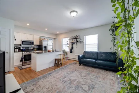 82 Broadway #2