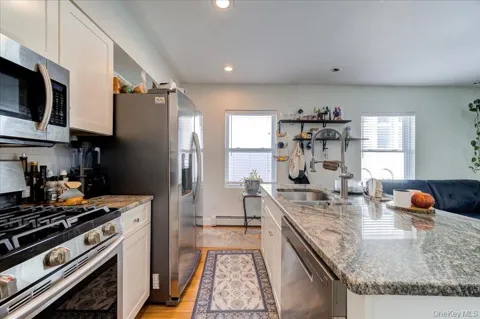 82 Broadway #2