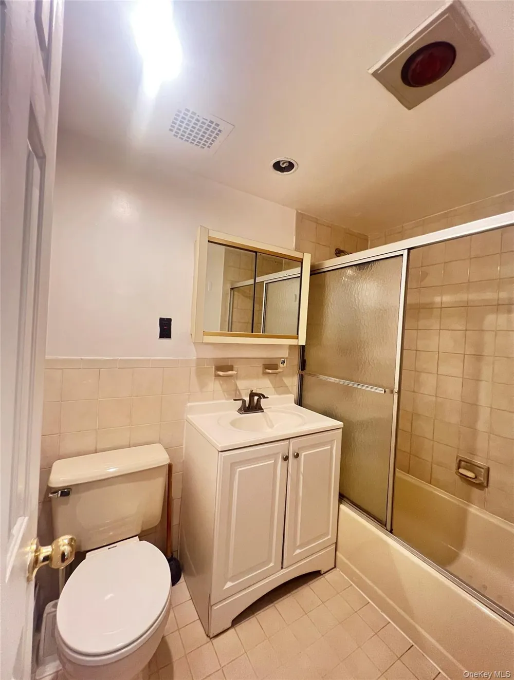 56-16 Seabury Street #2A Elmhurst, NY 11373