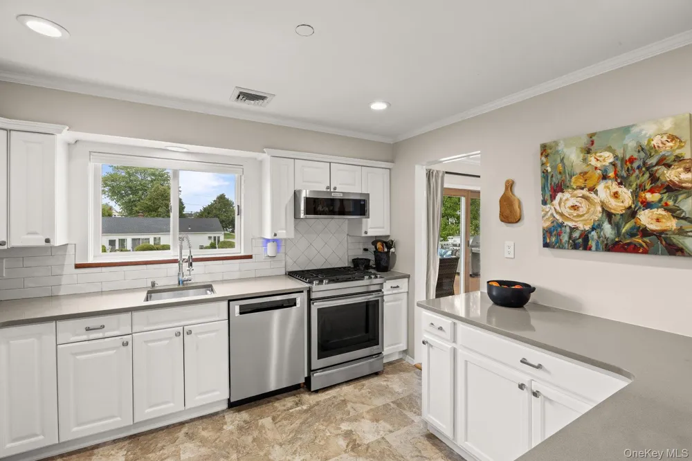 3835 Niami Street Seaford, NY 11783