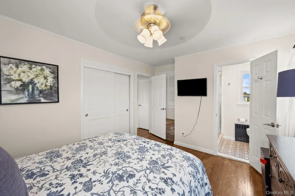 3835 Niami Street Seaford, NY 11783