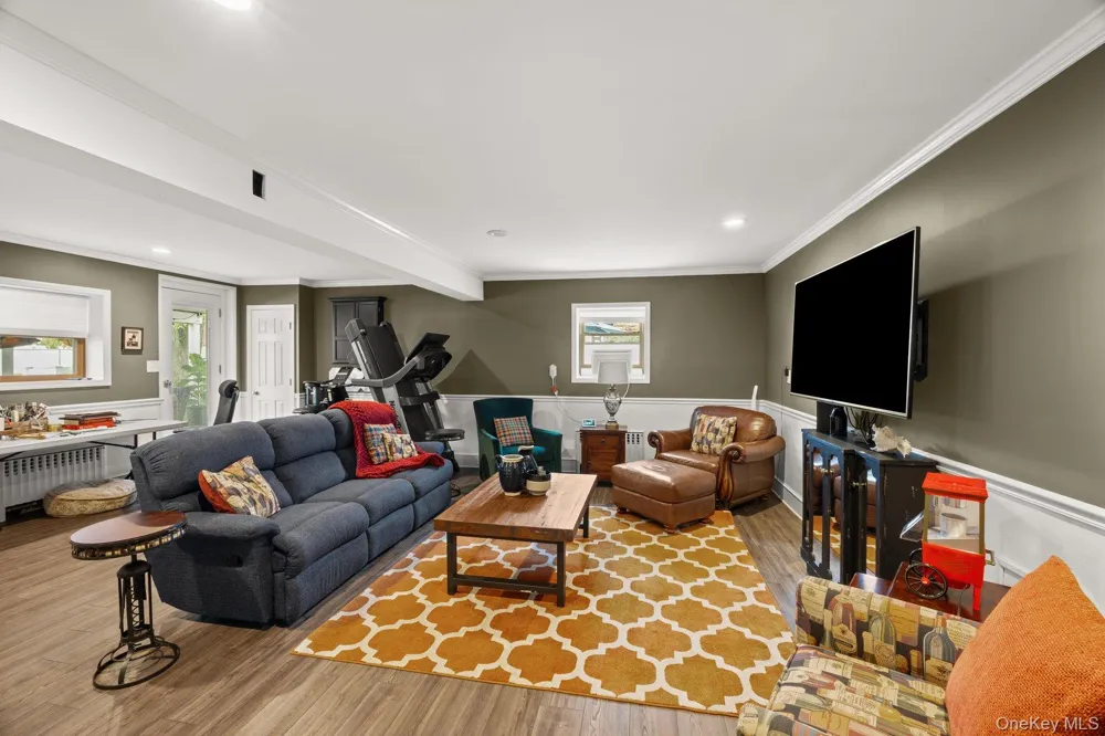 3835 Niami Street Seaford, NY 11783