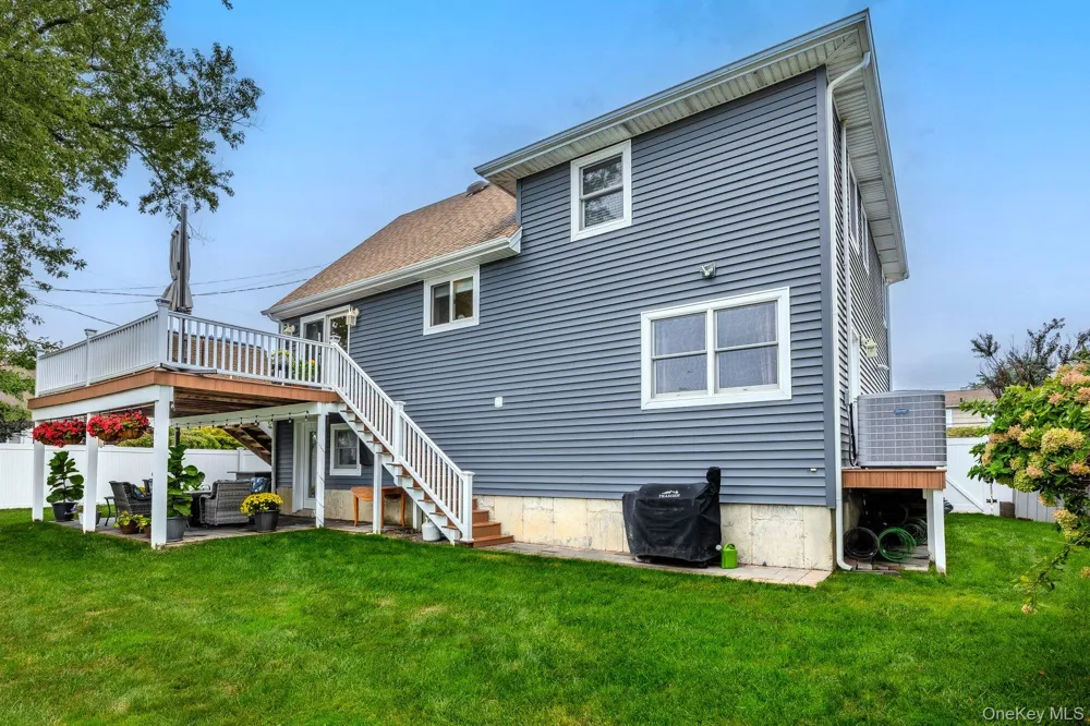 3835 Niami Street Seaford, NY 11783