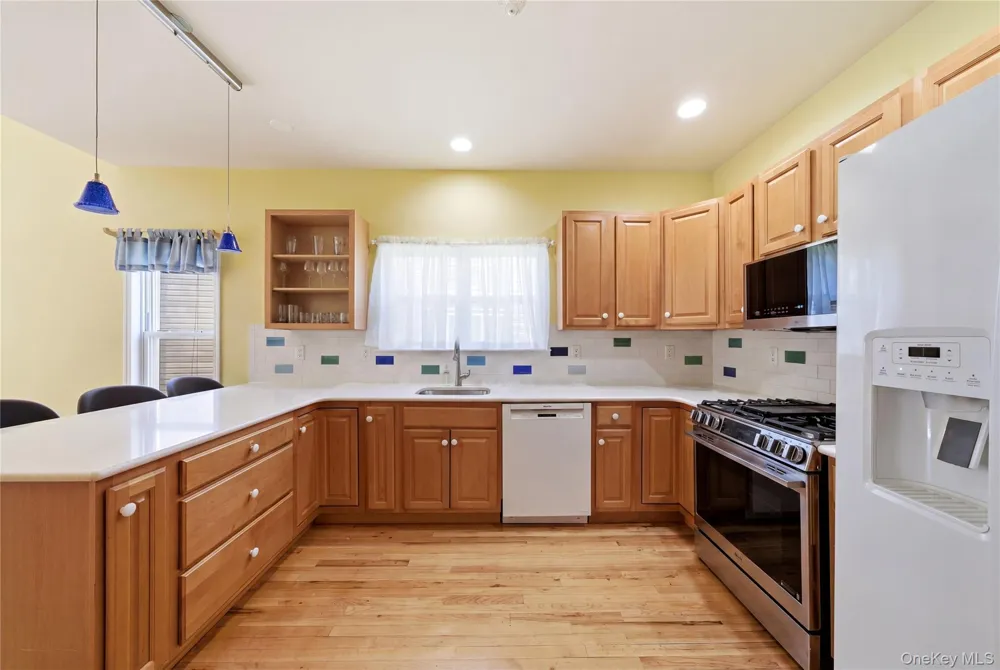 23 Sunflower Ridge Road South Setauket, NY 11720