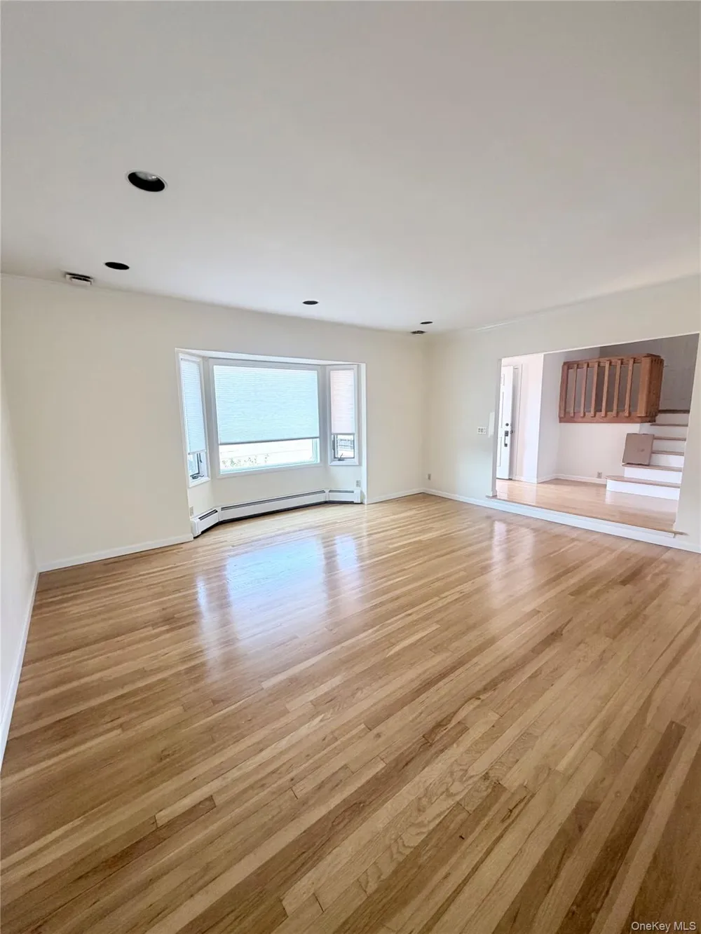 821 Channel Road Long Beach, NY 11561
