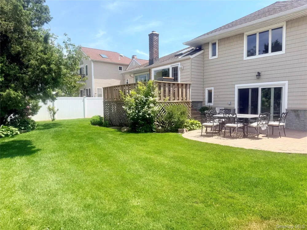 821 Channel Road Long Beach, NY 11561
