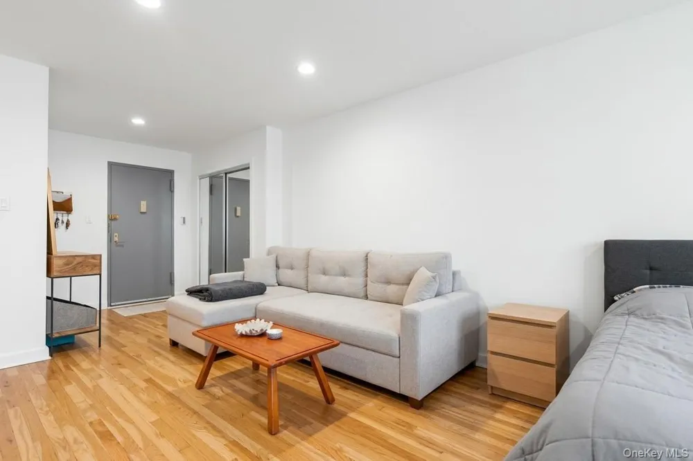 140 Seventh Avenue #4-S New York (Manhattan), NY 10011