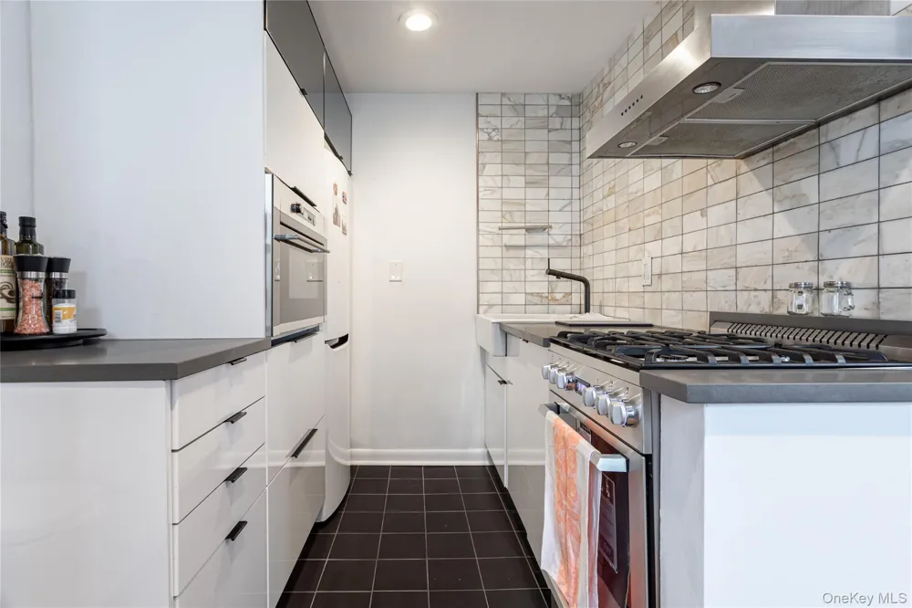 140 Seventh Avenue #4-S New York (Manhattan), NY 10011