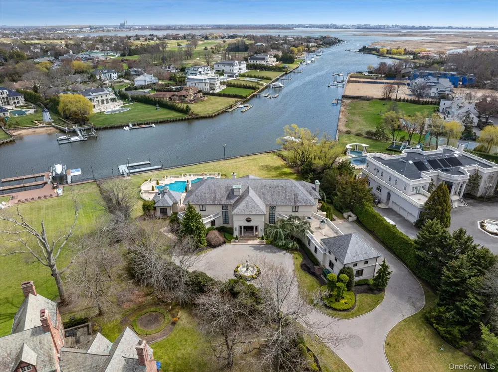 1245 Veeder Drive Hewlett Bay Park, NY 11557