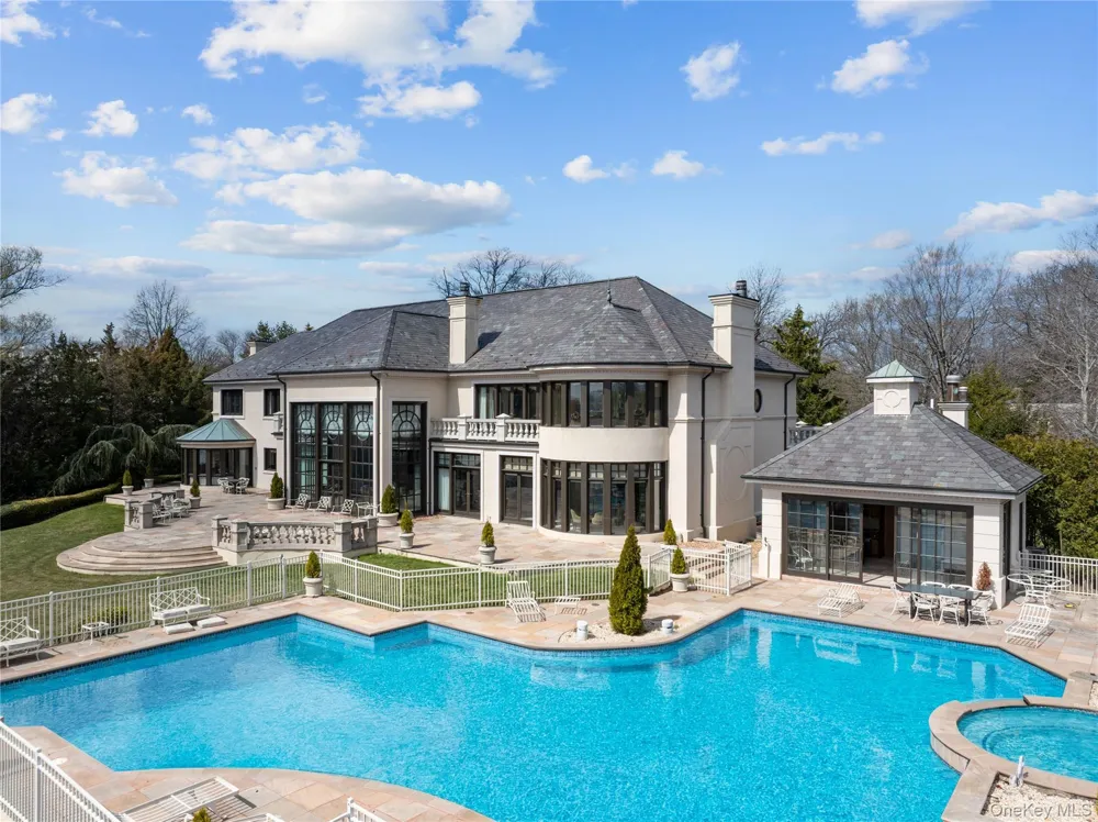 1245 Veeder Drive Hewlett Bay Park, NY 11557