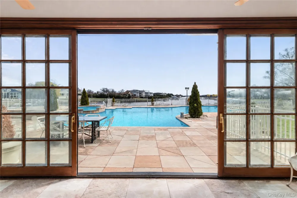 1245 Veeder Drive Hewlett Bay Park, NY 11557