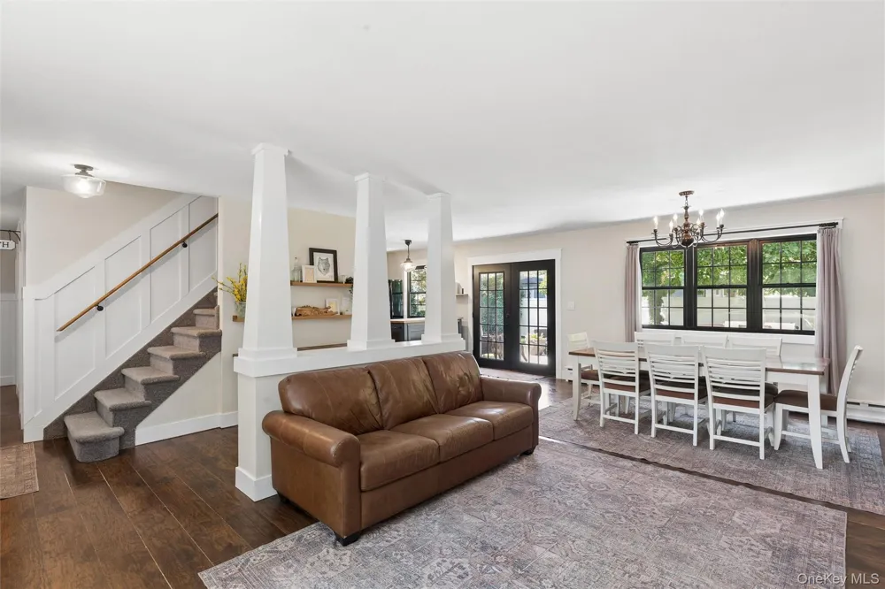 26 Avenue D Holbrook, NY 11741