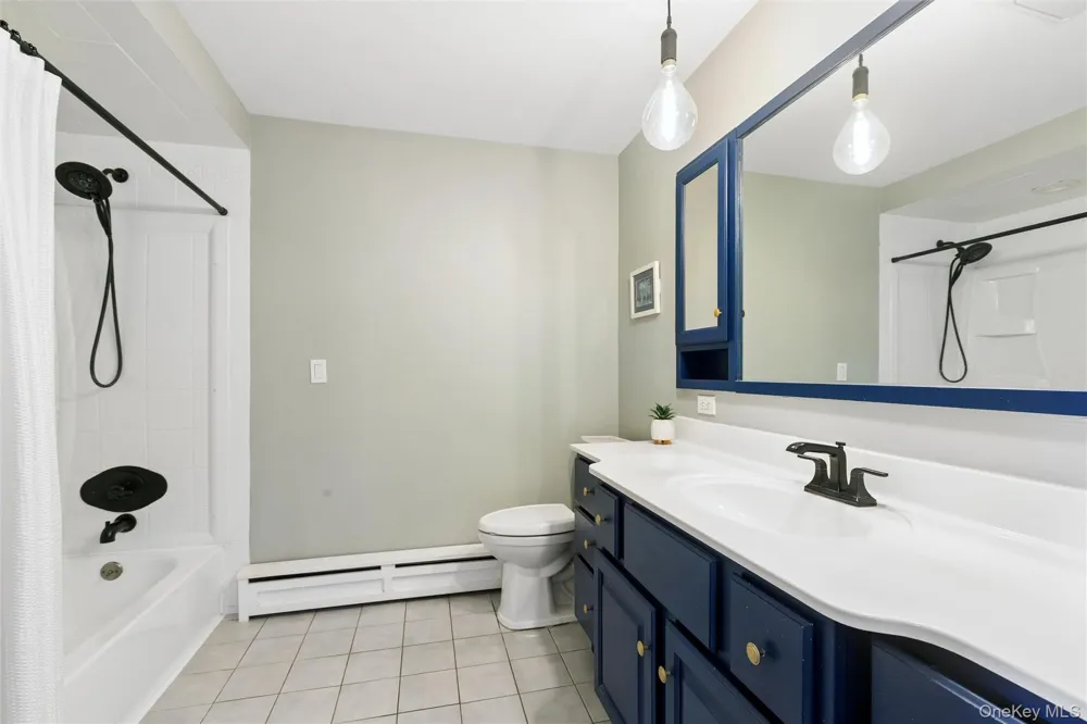 26 Avenue D Holbrook, NY 11741
