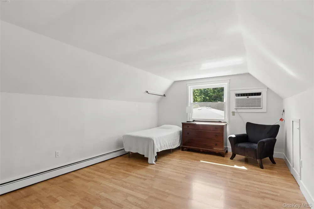 26 Avenue D Holbrook, NY 11741