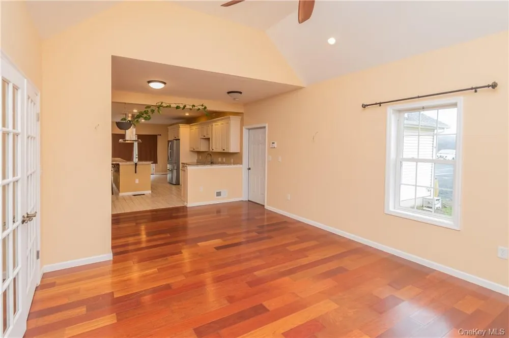 66 Mulberry Lane Milton, NY 12547