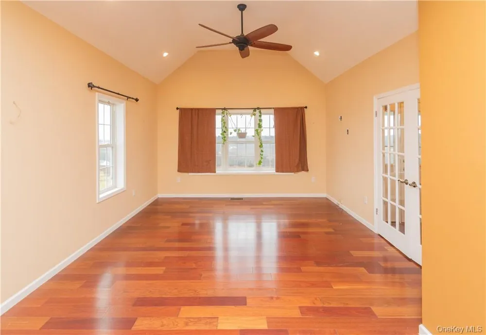 66 Mulberry Lane Milton, NY 12547