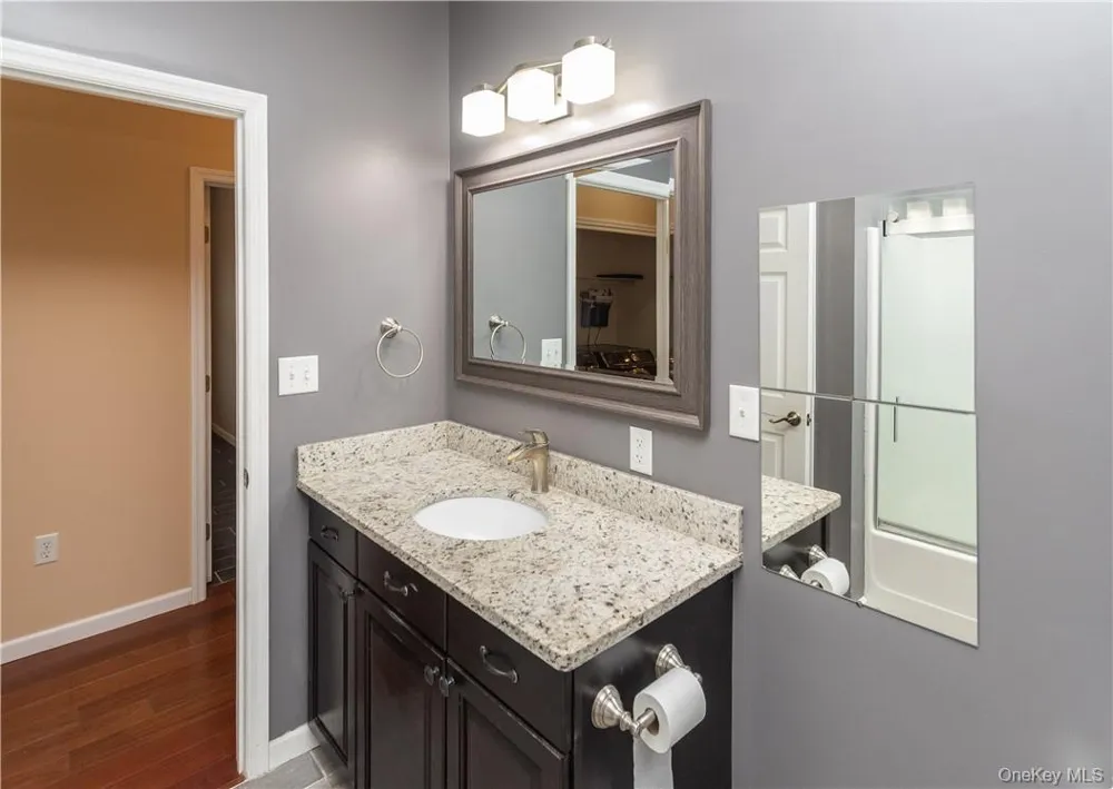 66 Mulberry Lane Milton, NY 12547