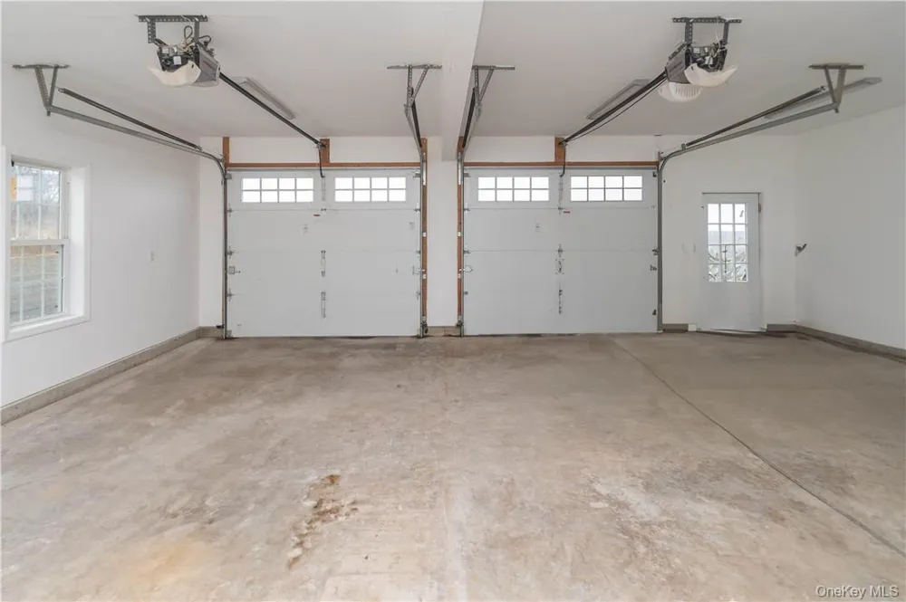 66 Mulberry Lane Milton, NY 12547