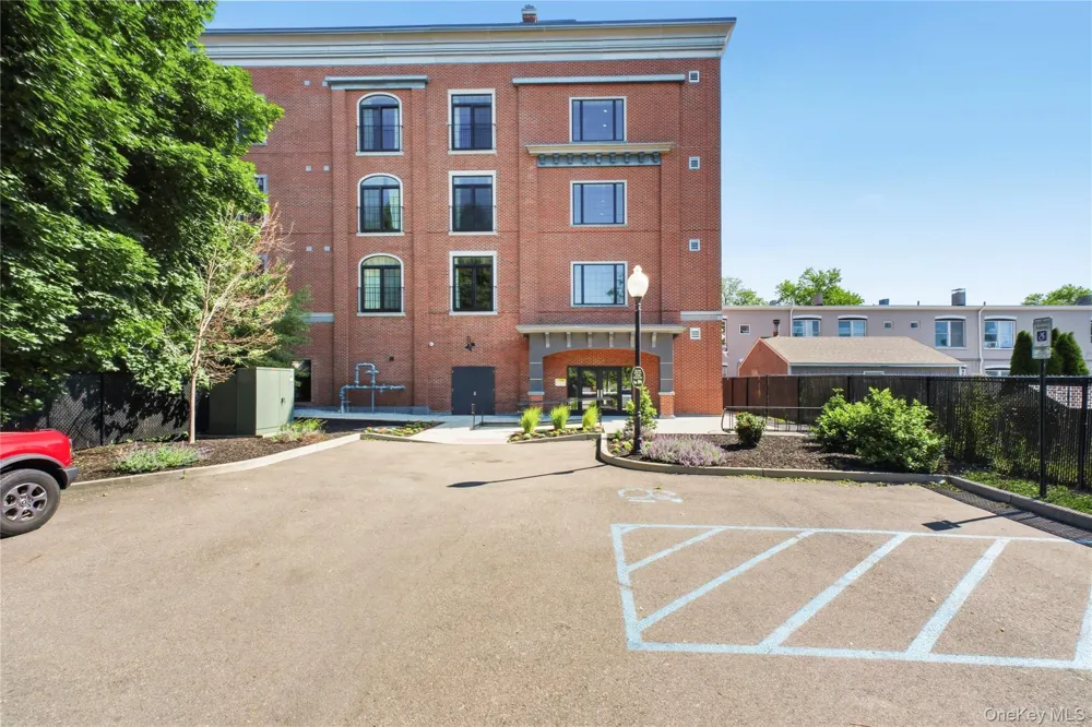 249 Main Street #312 Beacon, NY 12508
