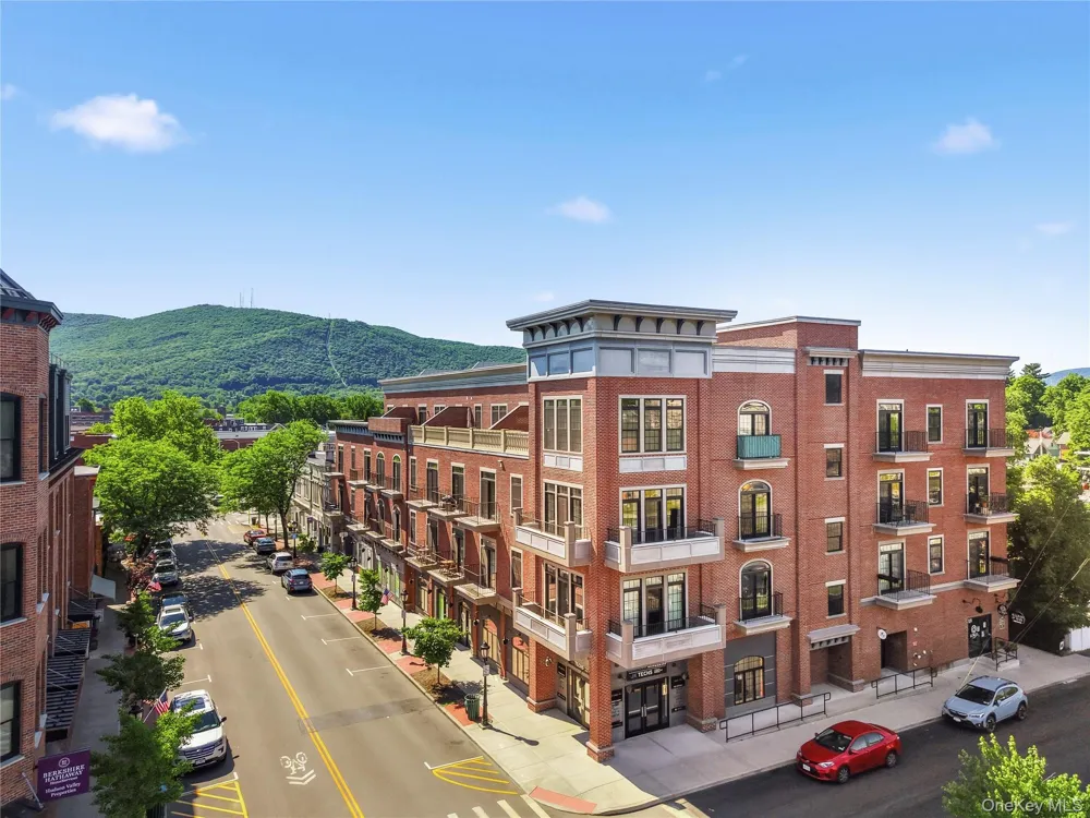 249 Main Street #312 Beacon, NY 12508
