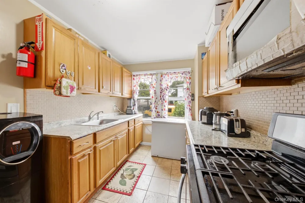 11460 145th Street Jamaica, NY 11436