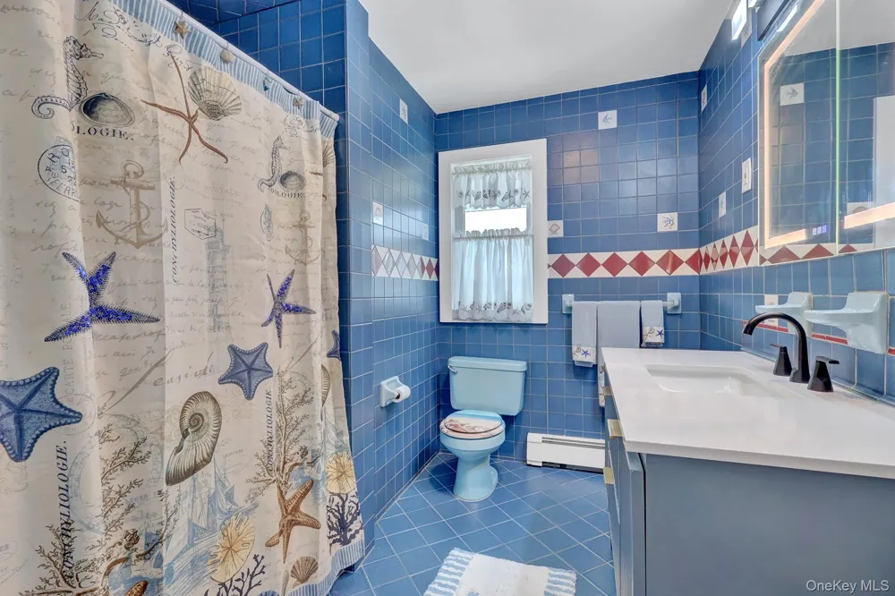 204 Bayview Avenue Massapequa, NY 11758