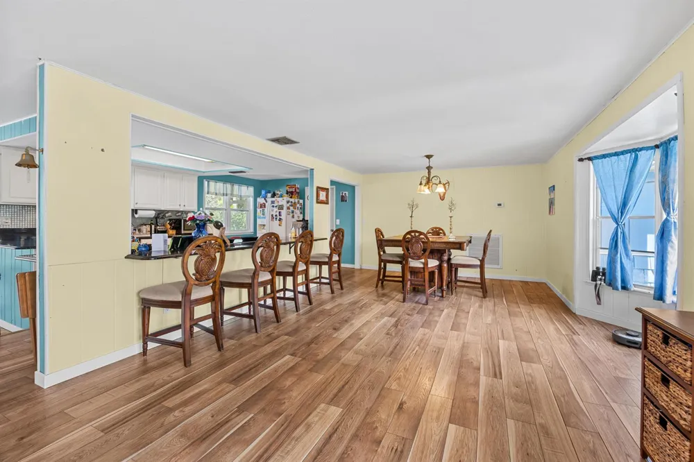 1703 NW SHORE TERRACE Stuart, FL 34994