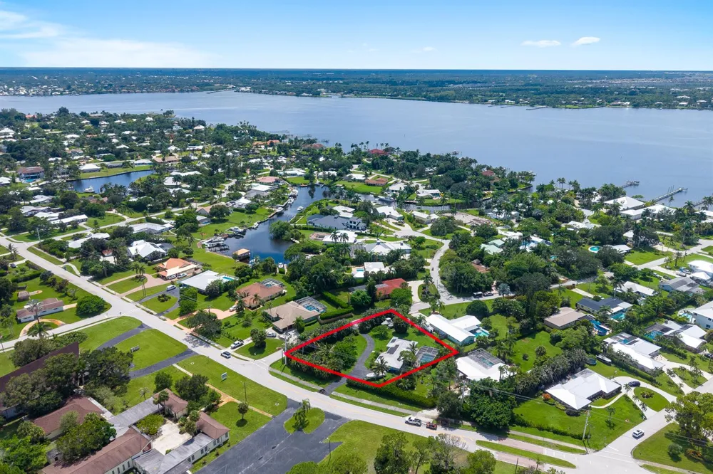1703 NW SHORE TERRACE Stuart, FL 34994