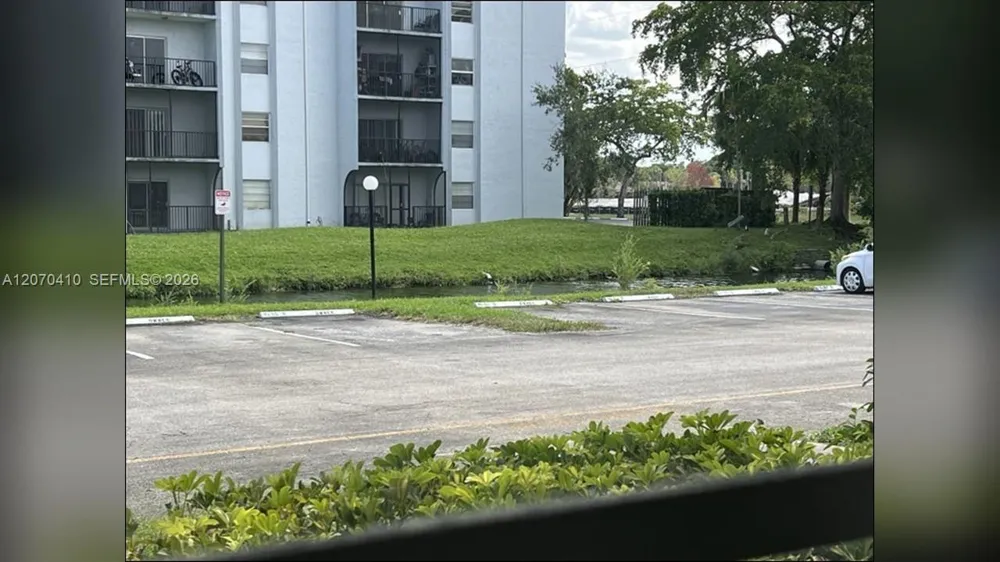 7500 NW 17 St #107 Plantation, FL 33313