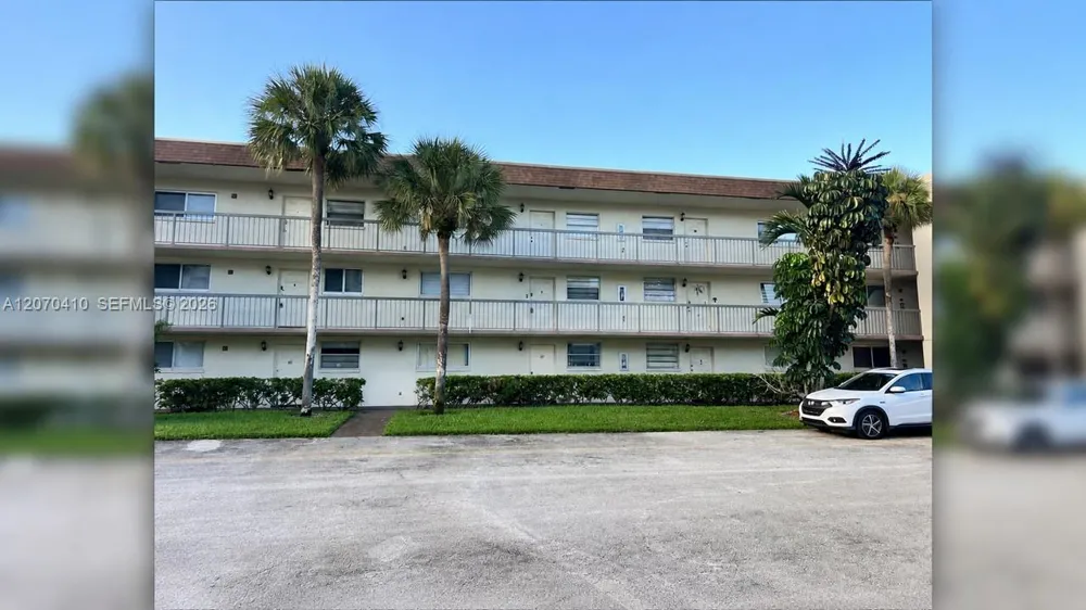 7500 NW 17 St #107 Plantation, FL 33313