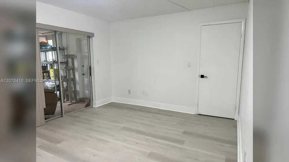 7500 NW 17 St #107 Plantation, FL 33313