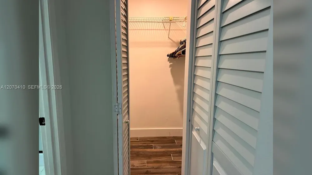 7500 NW 17 St #107 Plantation, FL 33313
