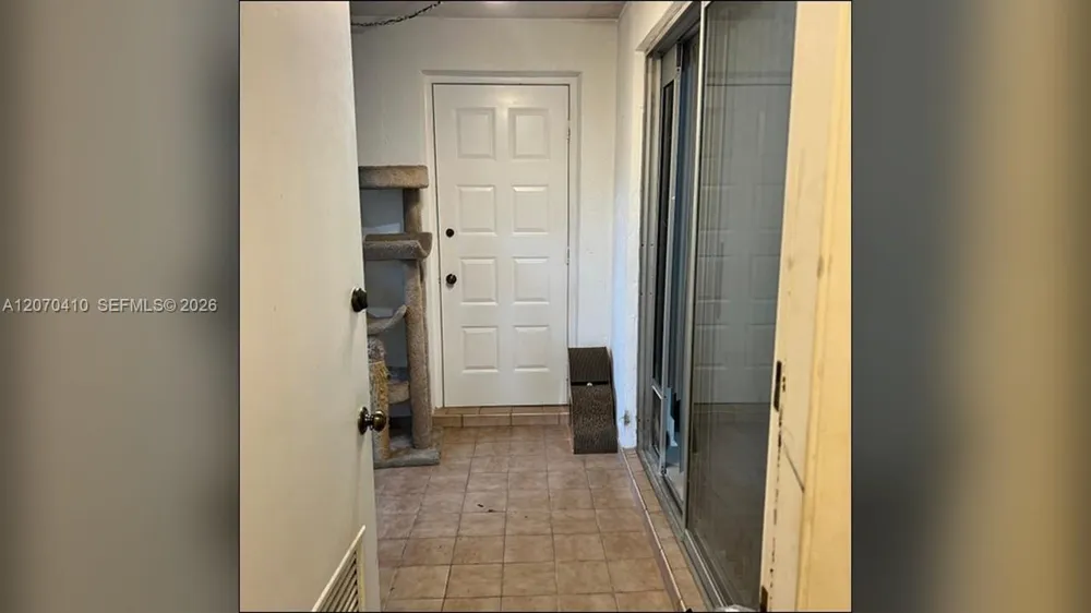 7500 NW 17 St #107 Plantation, FL 33313