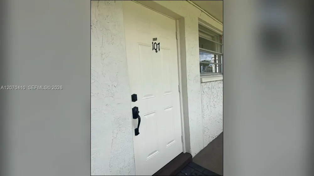 7500 NW 17 St #107 Plantation, FL 33313