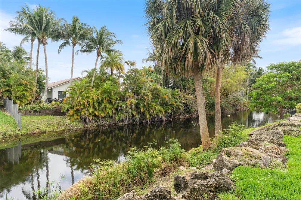 440 NW 11TH AVENUE Boca Raton, FL 33486