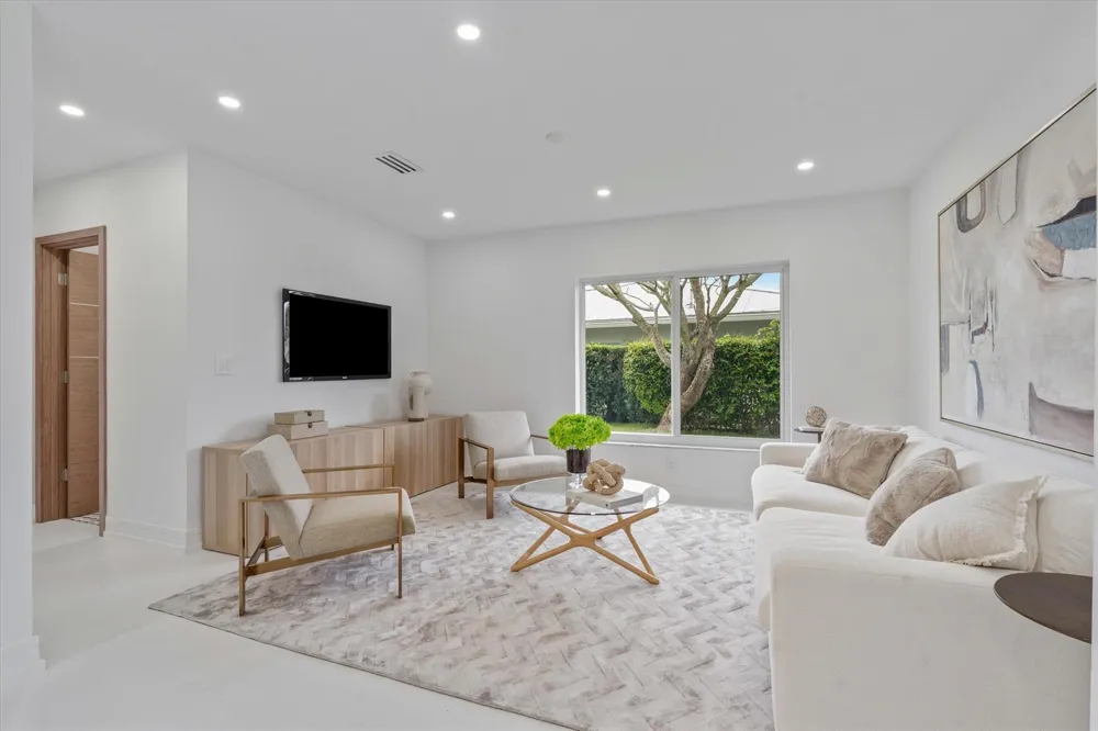 440 NW 11TH AVENUE Boca Raton, FL 33486