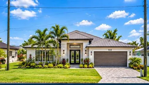 623 NE 7TH TERRACE Cape Coral, FL 33909