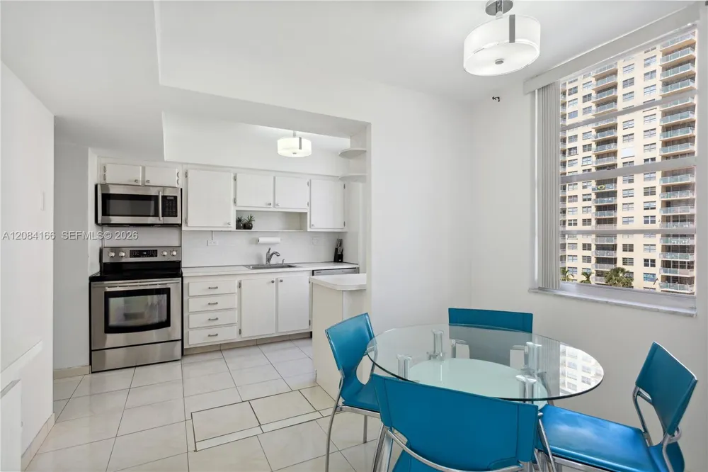 250 174th St #605 Sunny Isles Beach, FL 33160