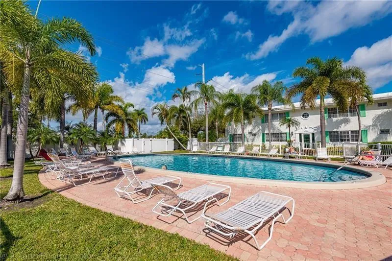 1851 NE 62nd Street #603 Fort Lauderdale, FL 33308