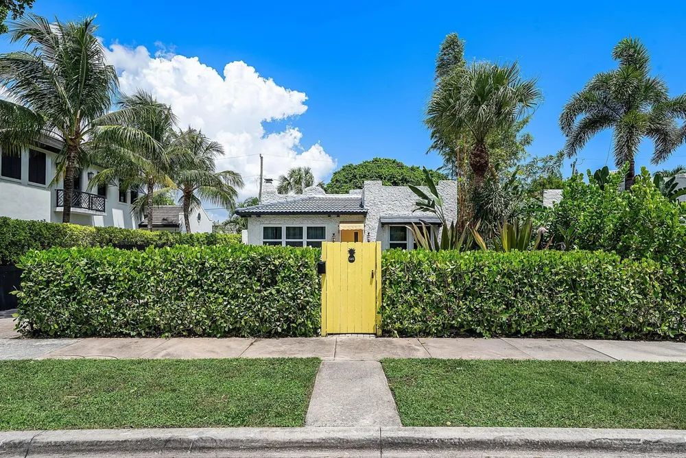 525 WESTWOOD ROAD West Palm Beach, FL 33401