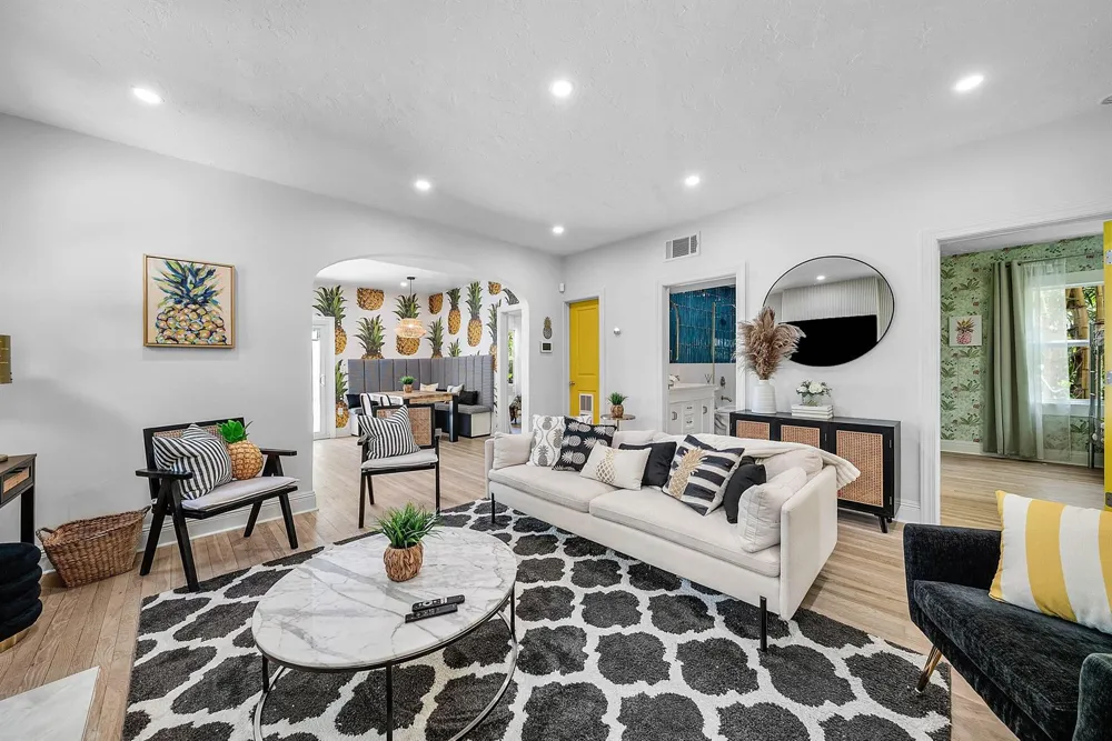 525 WESTWOOD ROAD West Palm Beach, FL 33401