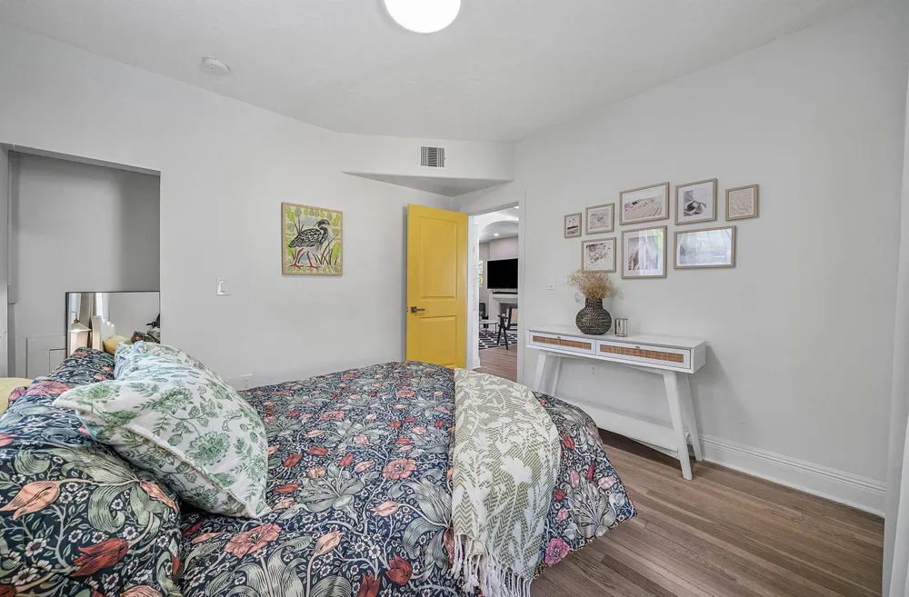 525 WESTWOOD ROAD West Palm Beach, FL 33401