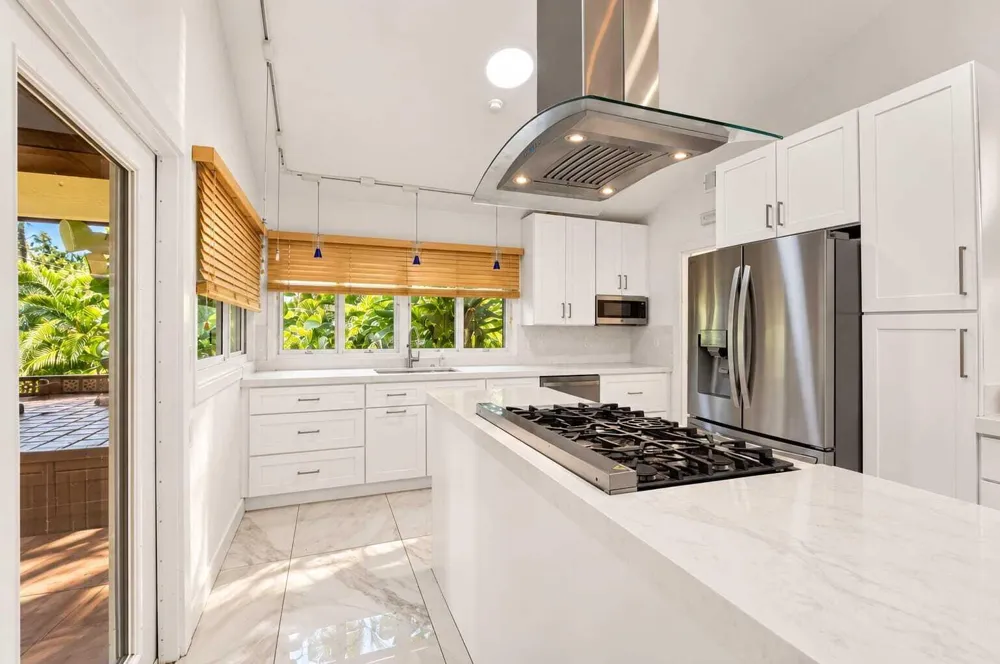 4121 NW 5th Avenue Boca Raton, FL 33431