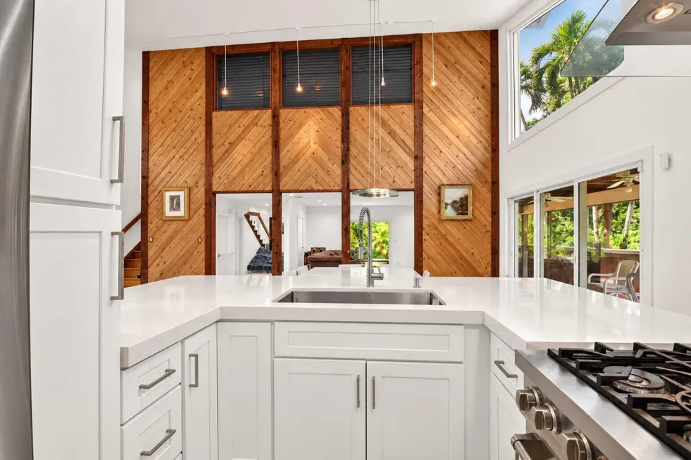 4121 NW 5th Avenue Boca Raton, FL 33431