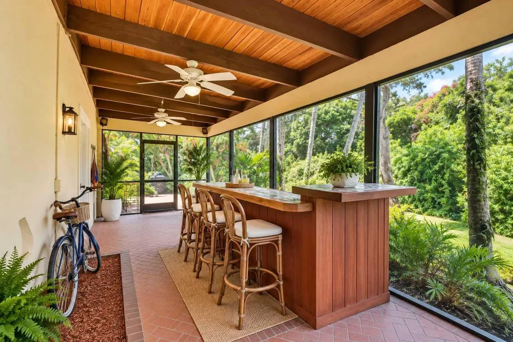 4121 NW 5th Avenue Boca Raton, FL 33431