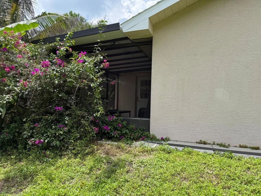 3260 72ND AVENUE NE Naples, FL 34120