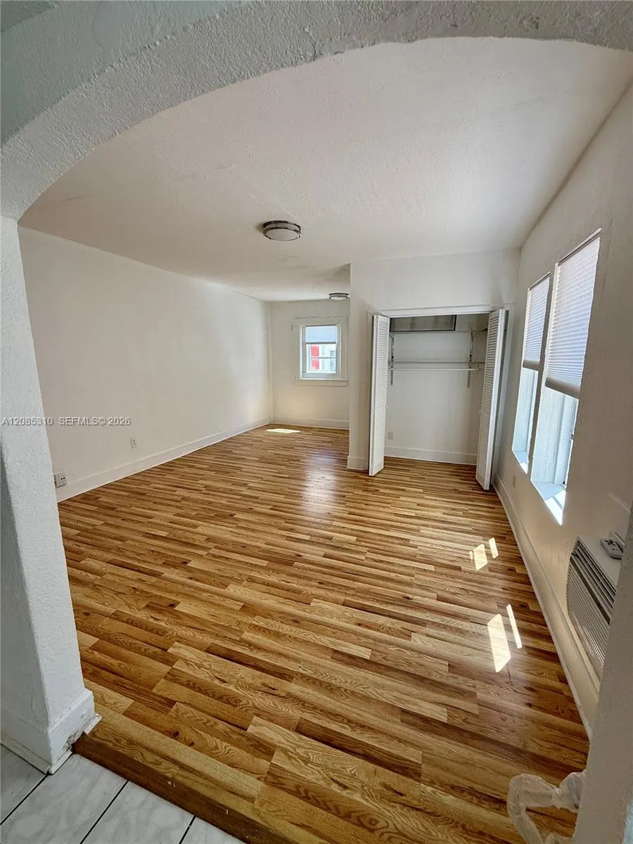 1319 Meridian Ave #108 Miami Beach, FL 33139