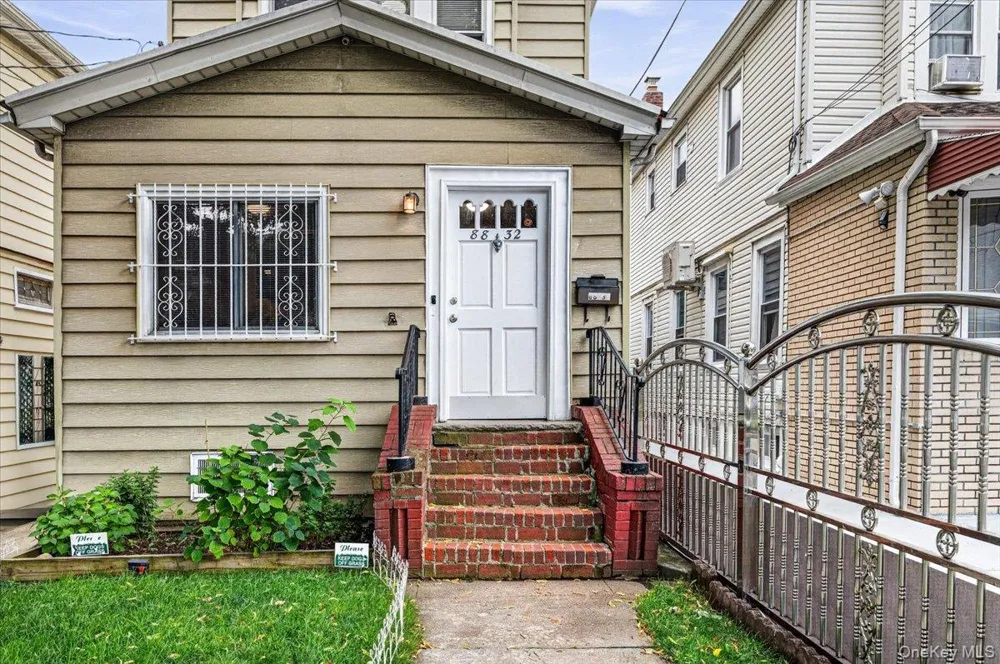 88-32 187th Place Hollis, NY 11423